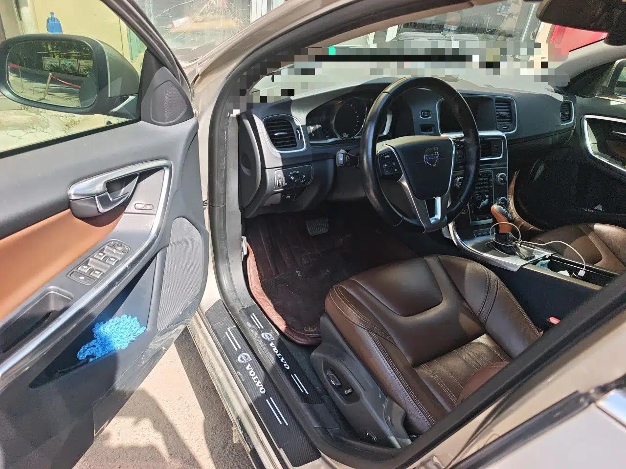 Used Volvo S60 New Energy 2015 S60L E-Drive Hybrid T6 Smart Drive Edition — миниатюра 16