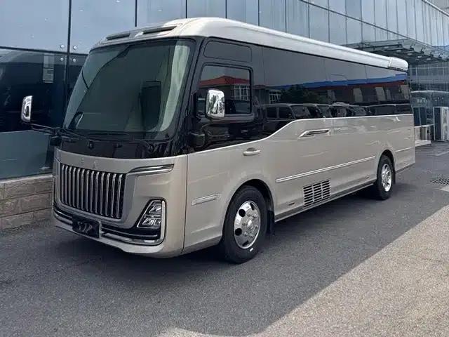 Hongqi Golden Sunflower Guoyue 2024 3.0T Flagship Edition 17-seater
