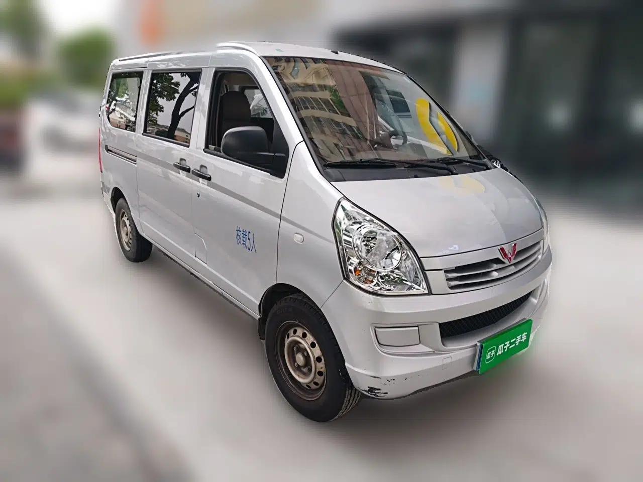 Used Wuling Rongguang S 2023 1.5L Base Version 5/7 Seats — миниатюра 3