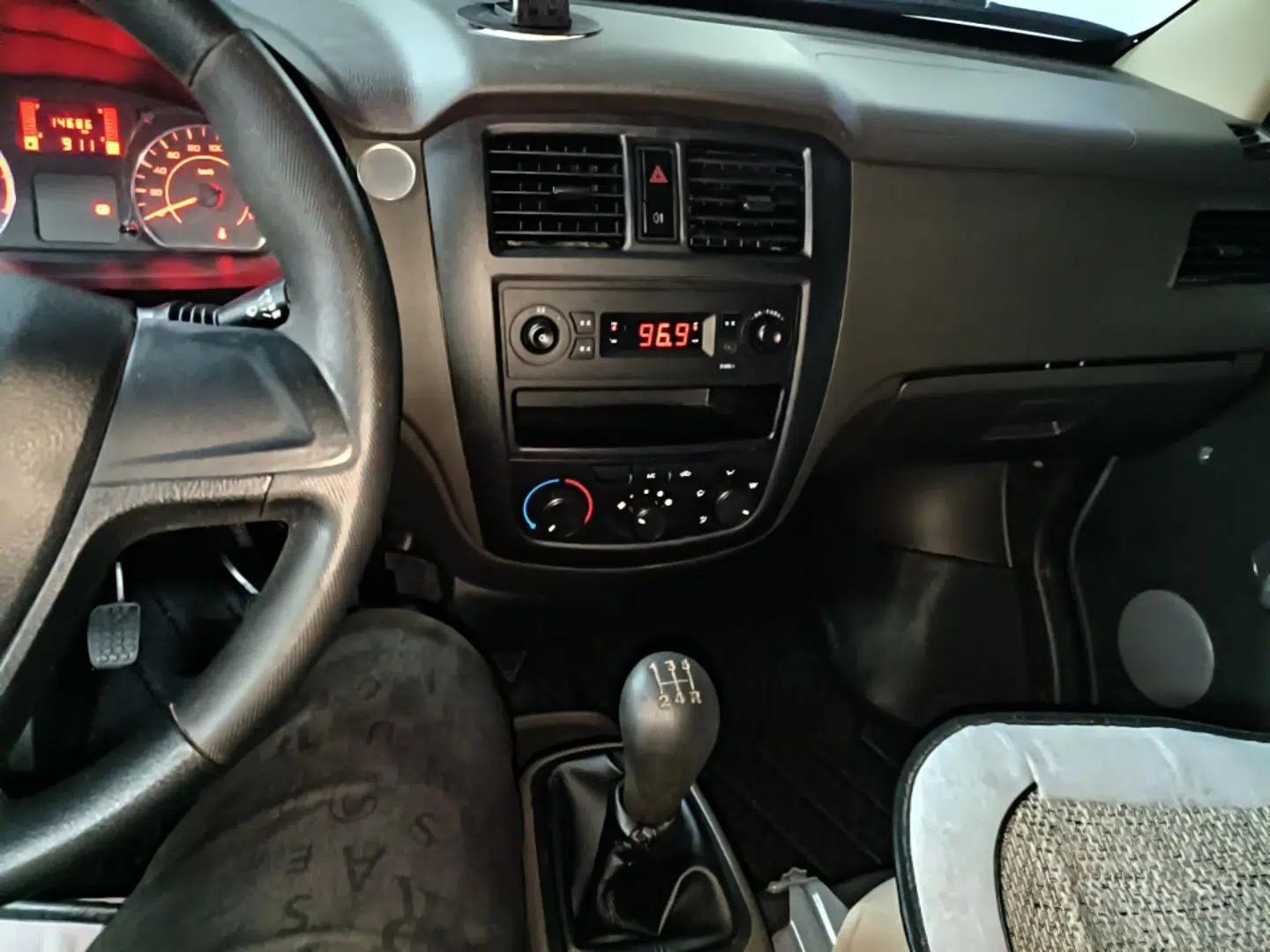 Used Wuling Rongguang S 2023 1.5L Base Version 5/7 Seats — миниатюра 20