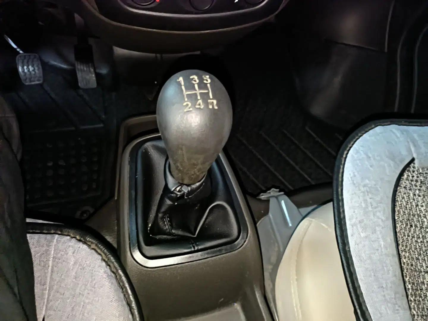 Used Wuling Rongguang S 2023 1.5L Base Version 5/7 Seats — миниатюра 21