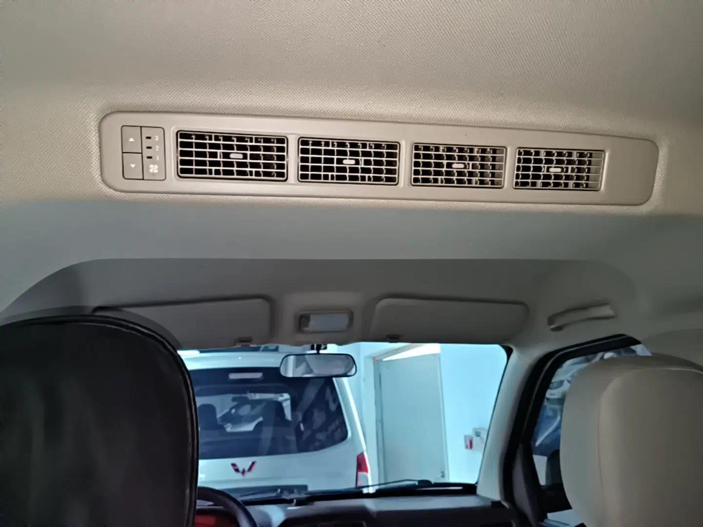 Used Wuling Rongguang S 2023 1.5L Base Version 5/7 Seats — миниатюра 26