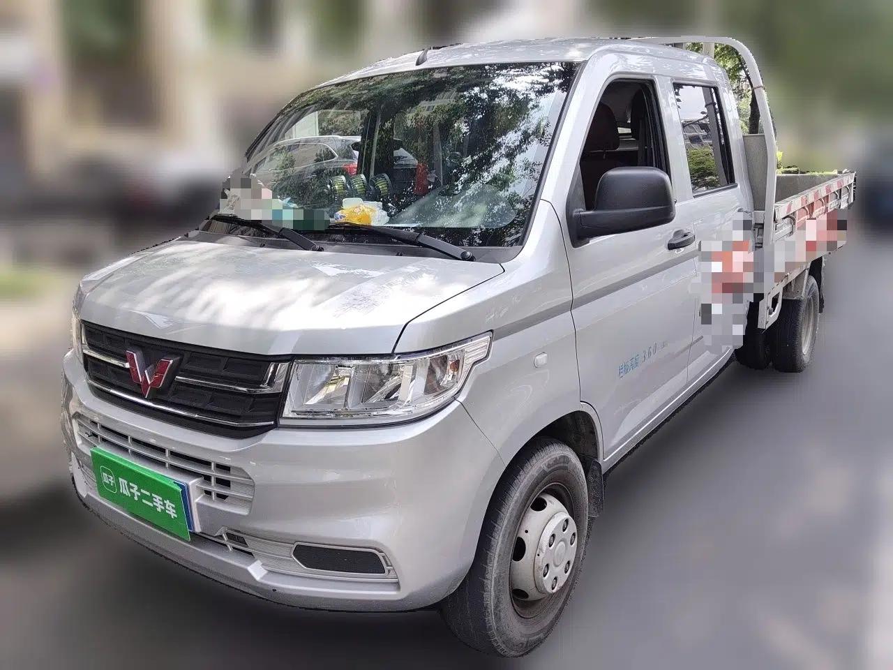 Used Wuling Rongguang New Truck 2023 2.0L Double-Cab with Dual Rear Wheels Comfort Version LJM20B — миниатюра 1