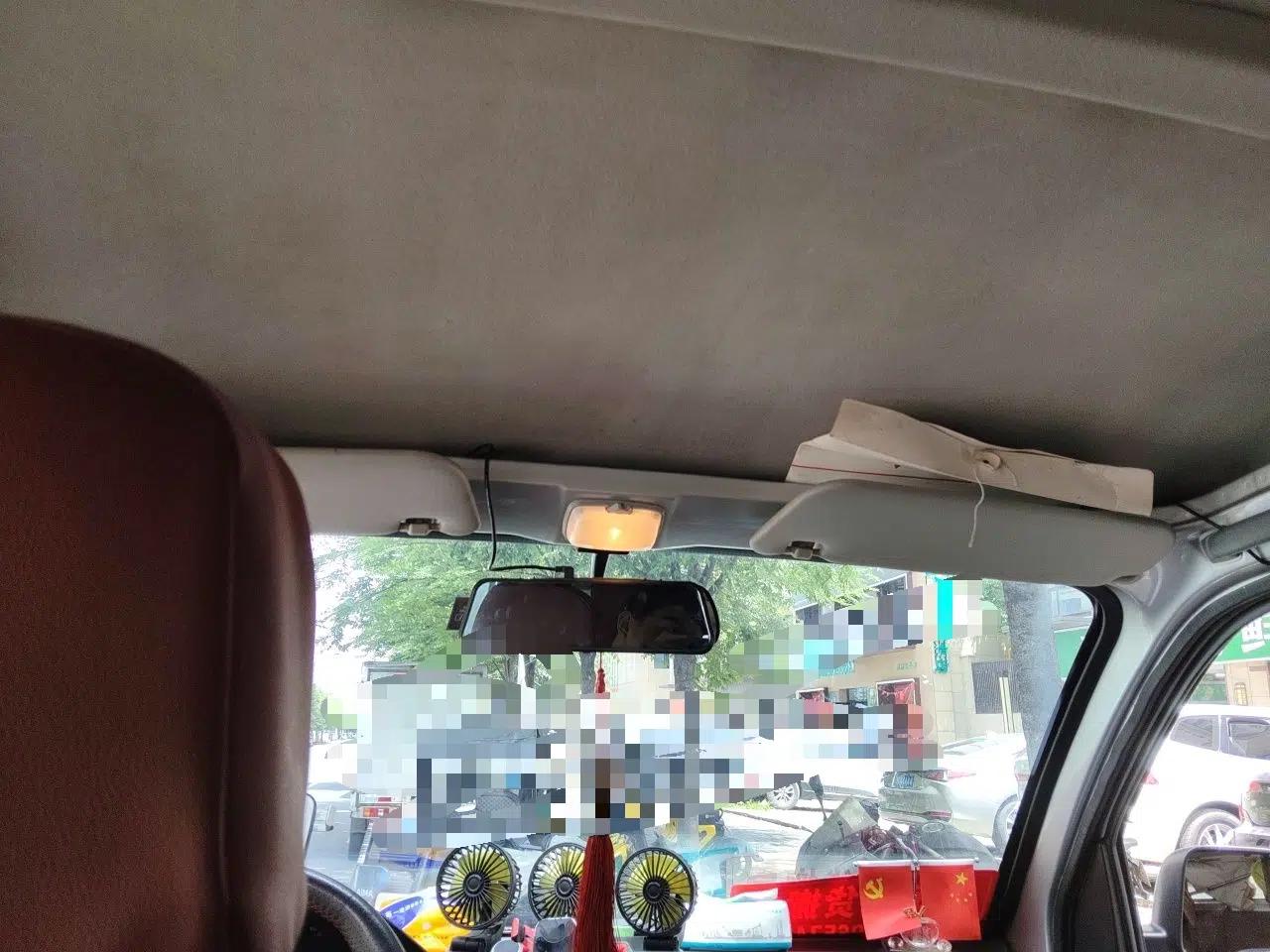 Used Wuling Rongguang New Truck 2023 2.0L Double-Cab with Dual Rear Wheels Comfort Version LJM20B — миниатюра 18
