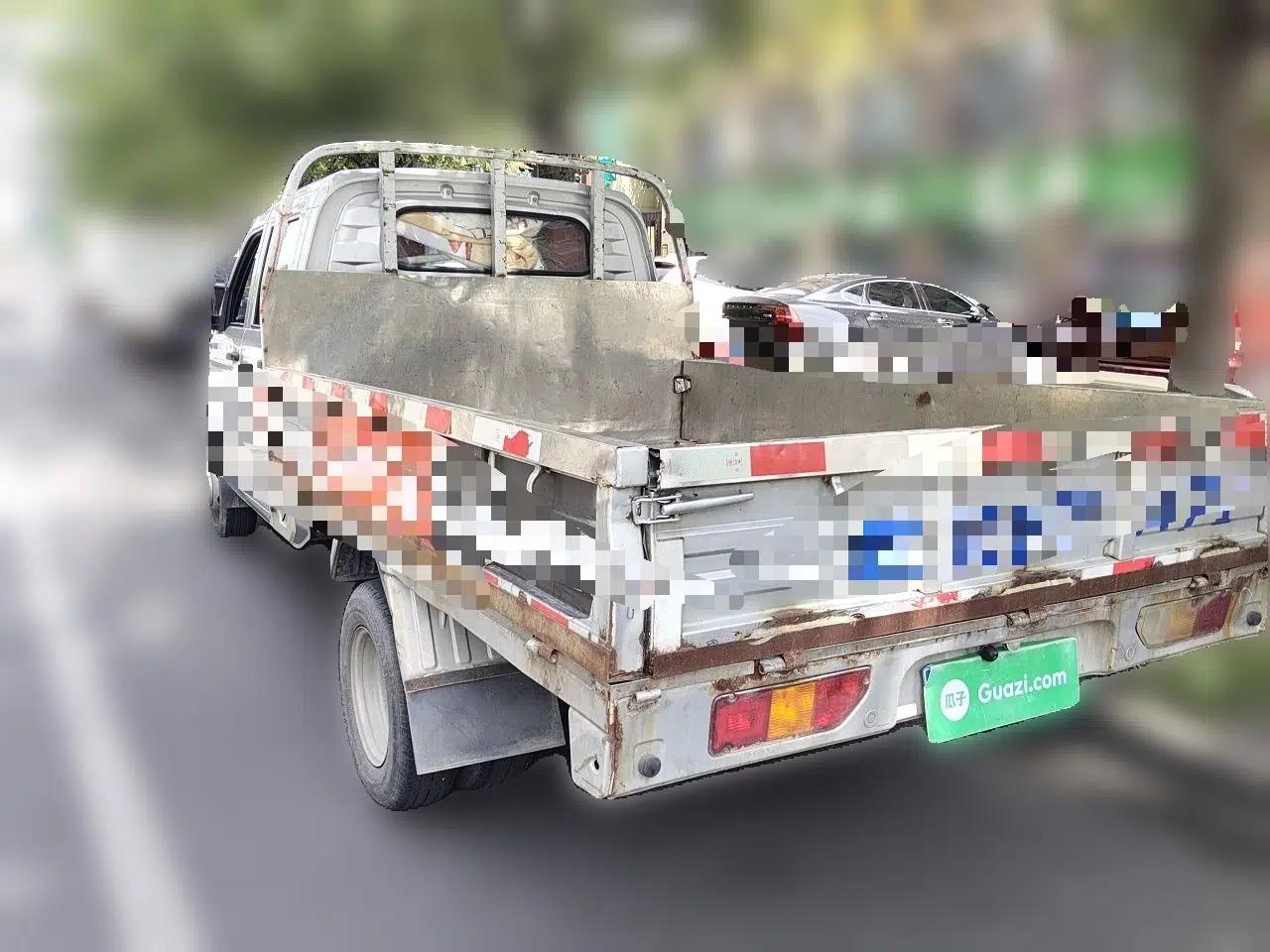 Used Wuling Rongguang New Truck 2023 2.0L Double-Cab with Dual Rear Wheels Comfort Version LJM20B — миниатюра 4