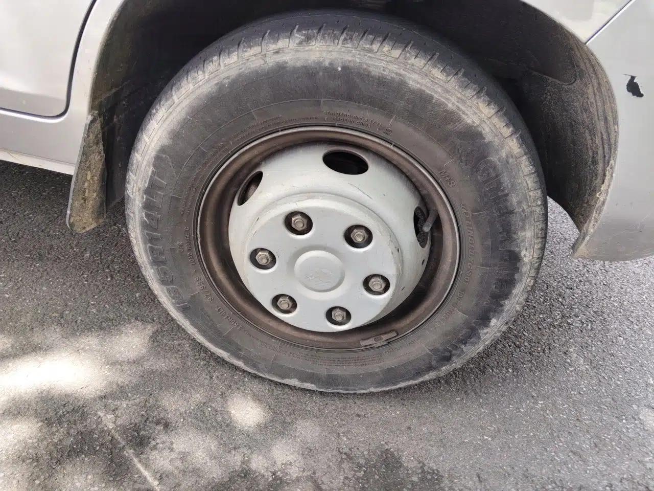 Used Wuling Rongguang New Truck 2023 2.0L Double-Cab with Dual Rear Wheels Comfort Version LJM20B — миниатюра 8