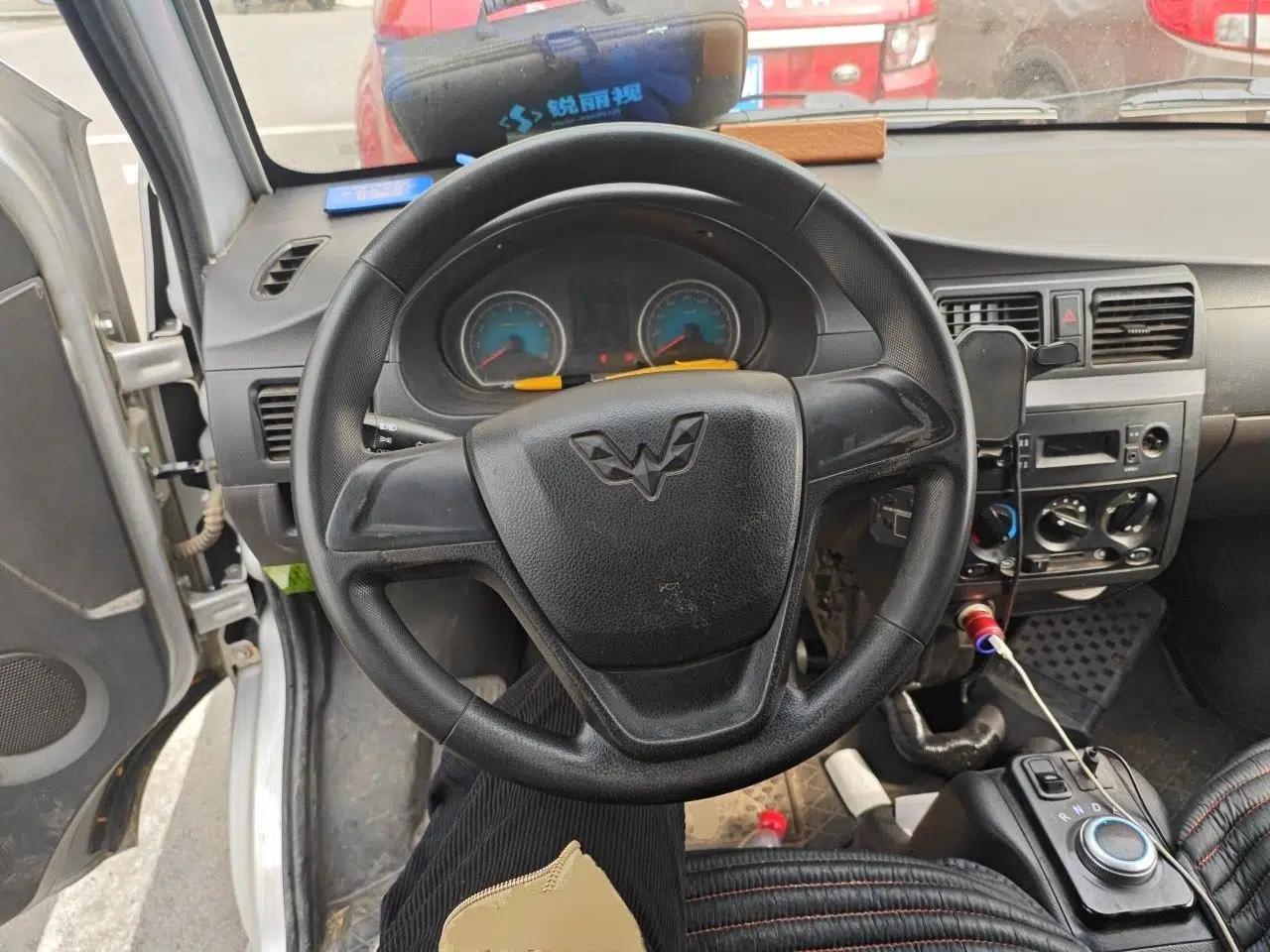 Used Wuling EV50 2022 Affordable Model Anchi with 35.904 kWh — миниатюра 10