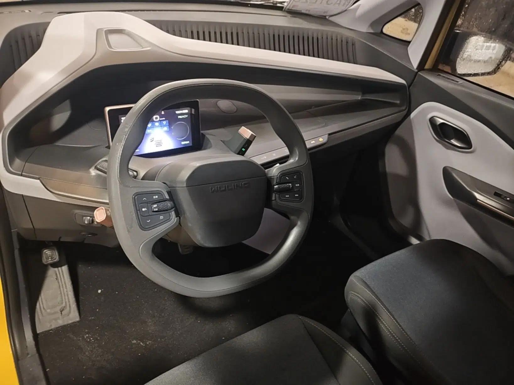 Used Wuling NAMMIEV 2021 - Play Edition — миниатюра 12