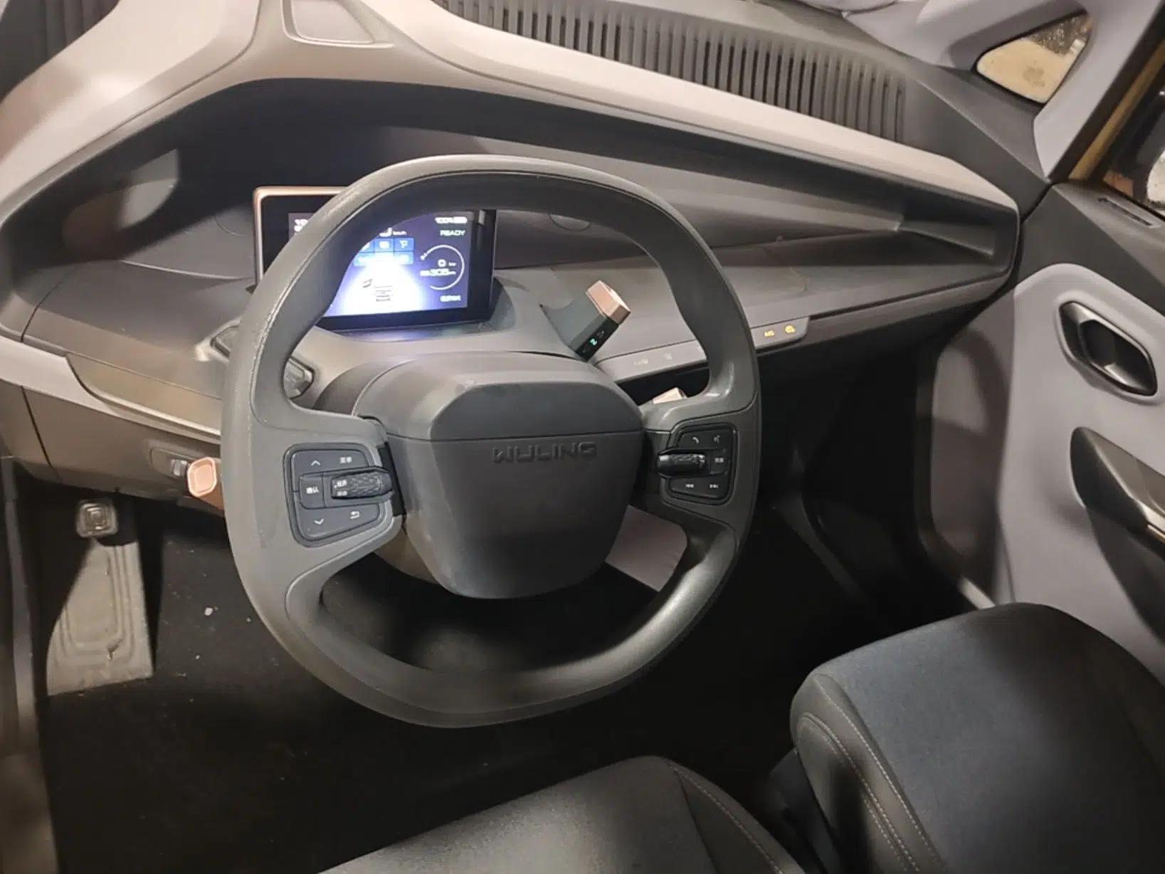 Used Wuling NAMMIEV 2021 - Play Edition — миниатюра 13