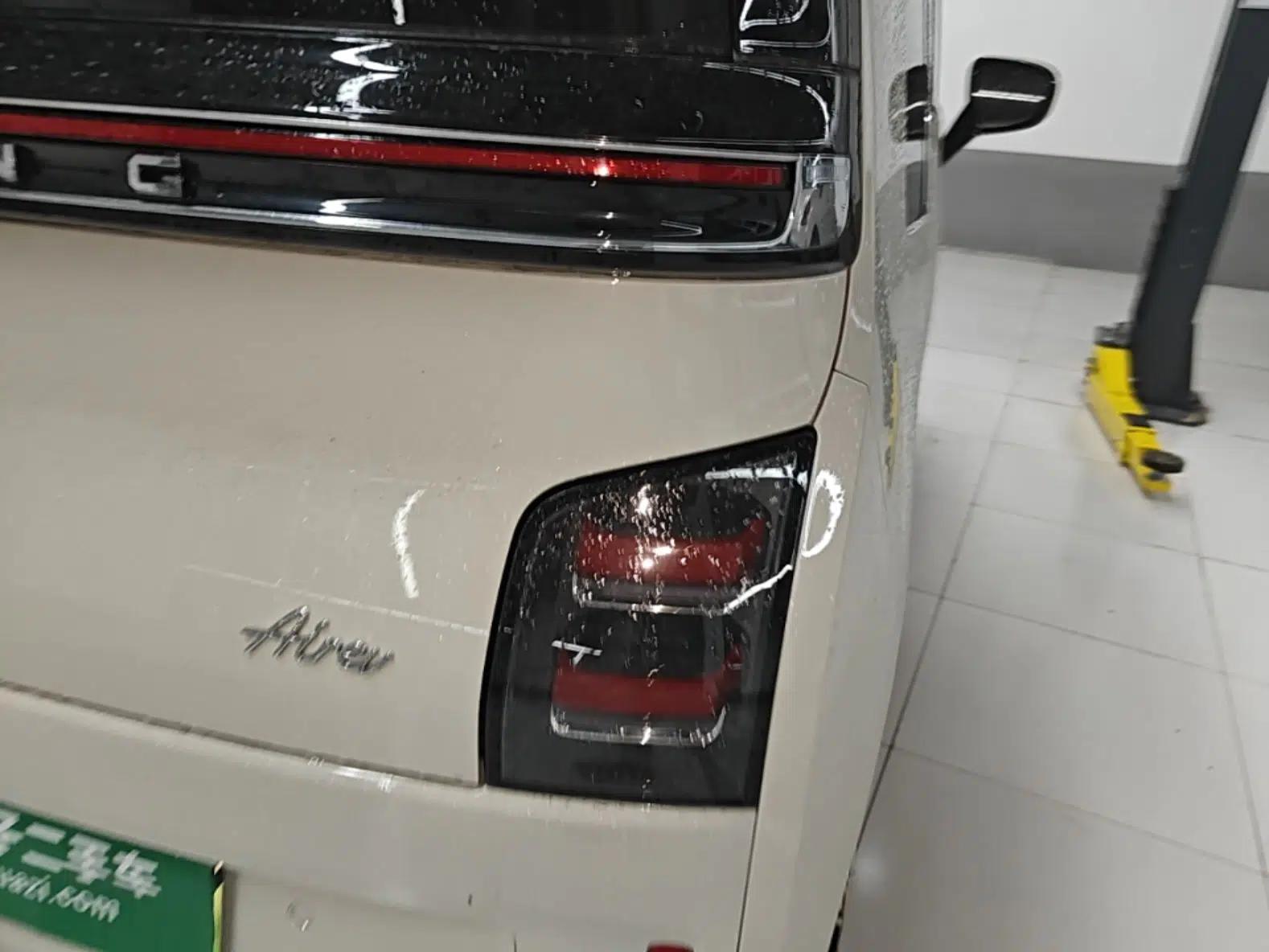 Used Wuling Air ev 2023 - Four Seats - Advanced Edition — миниатюра 14