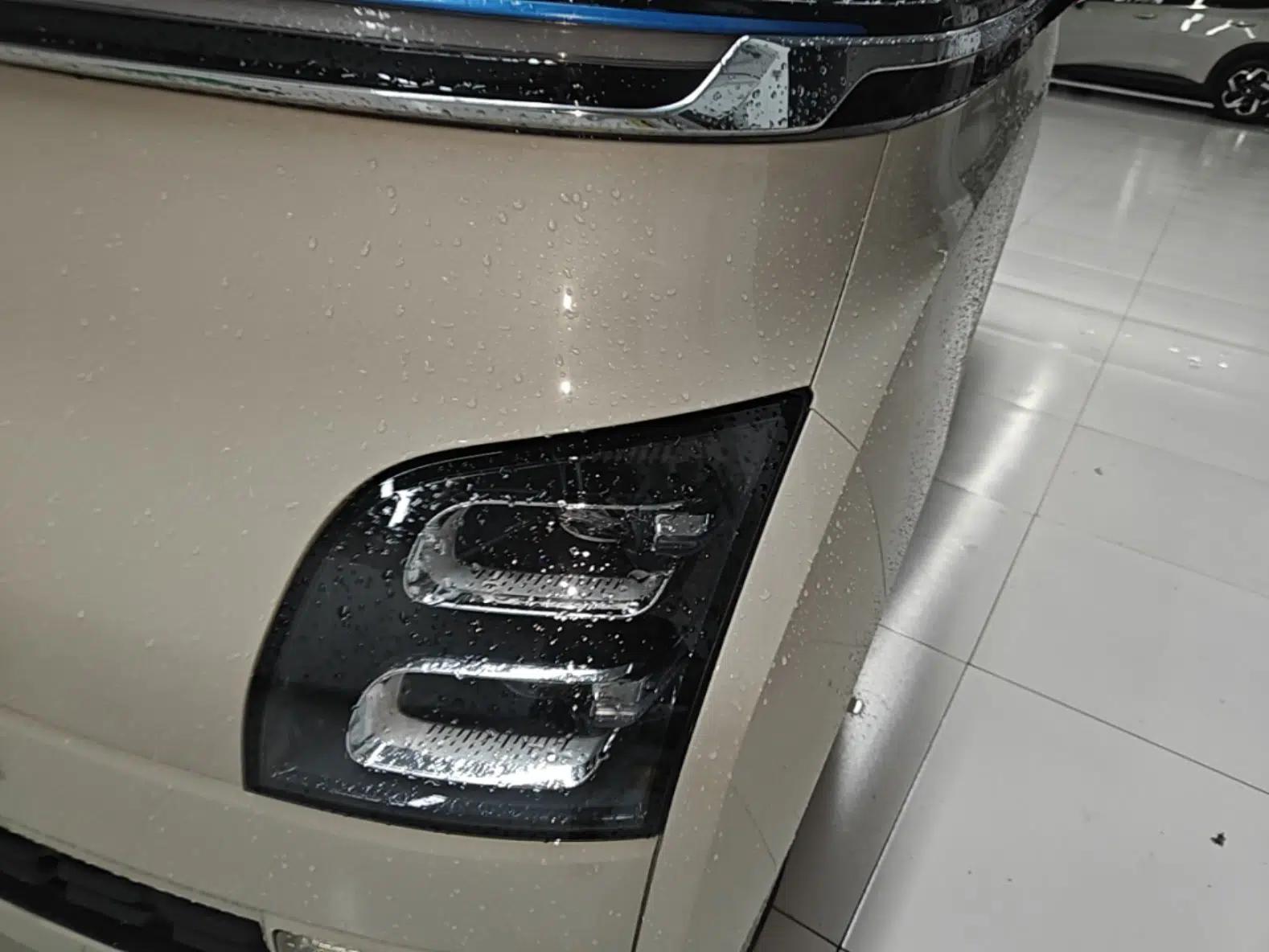 Used Wuling Air ev 2023 - Four Seats - Advanced Edition — миниатюра 8
