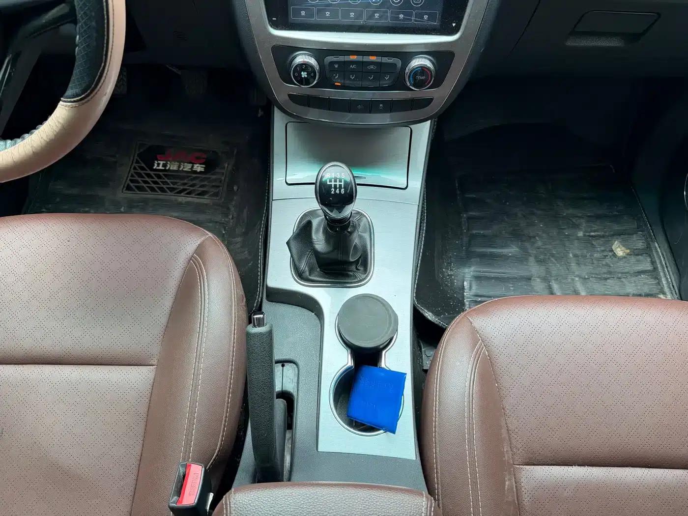 JAC T8 2019 2.0T Diesel 2WD Premium Edition with Double Lanes HFC4DB2-1D1 — миниатюра 12