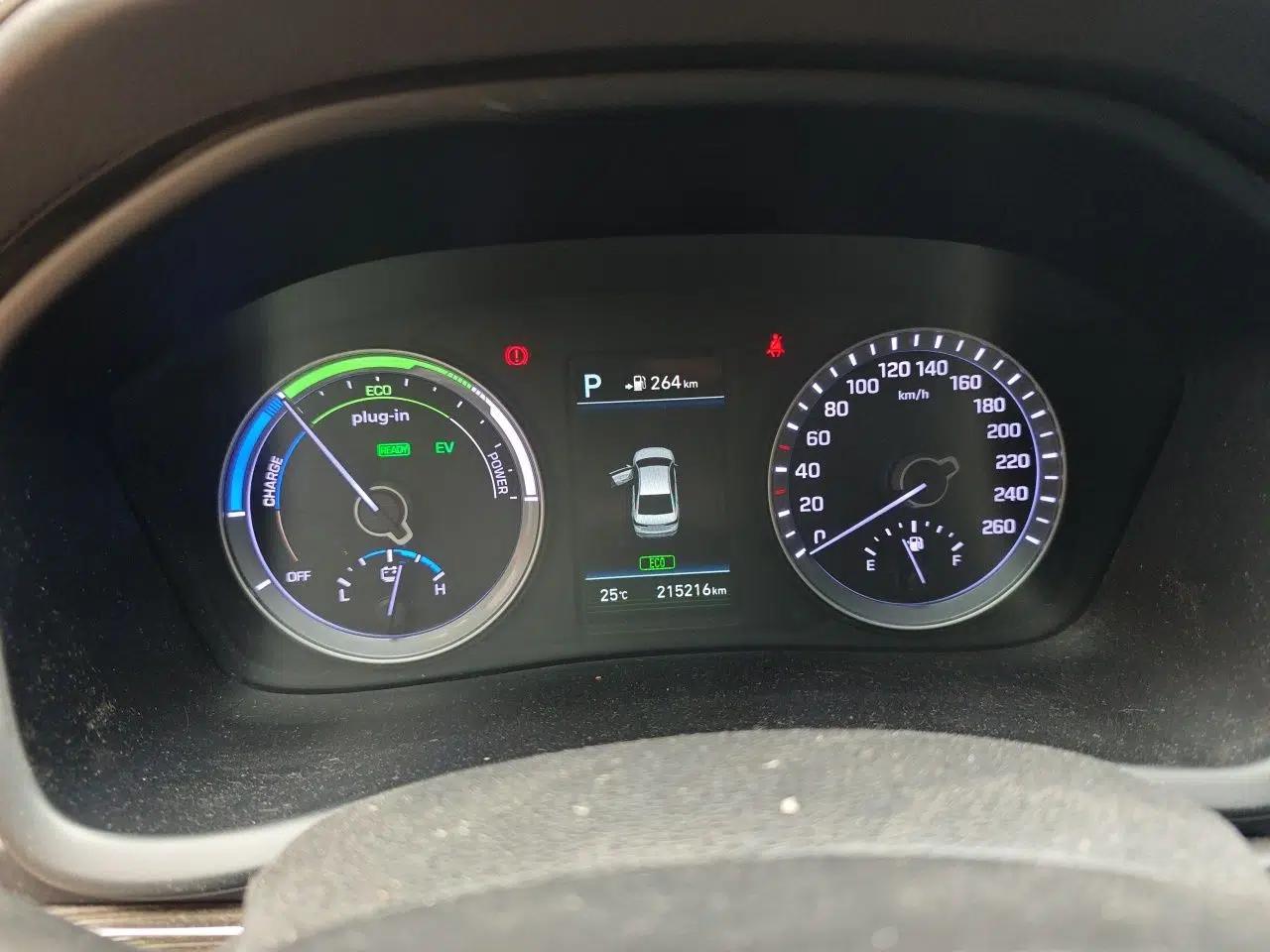 Used Hyundai Sonata Plug-in Hybrid 2018 2.0 PHS Smart Connect Version China VI Standard — миниатюра 11