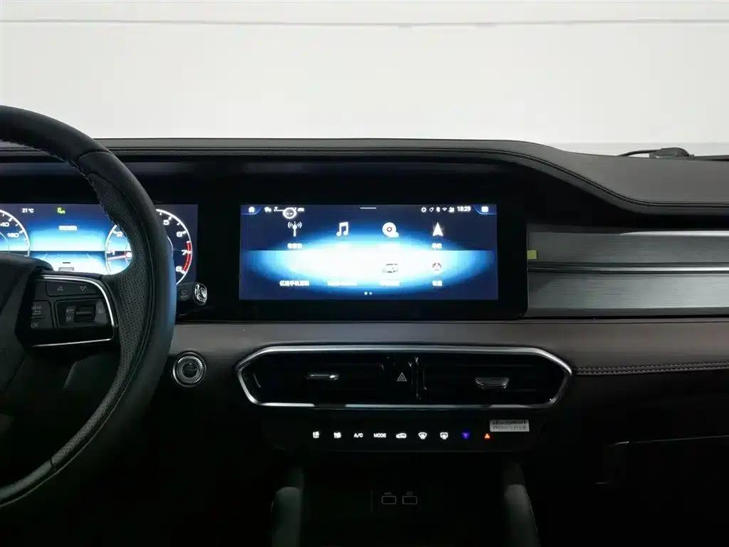 Jetour X95 2023 1.6T DCT Era Edition 7-seater — миниатюра 12