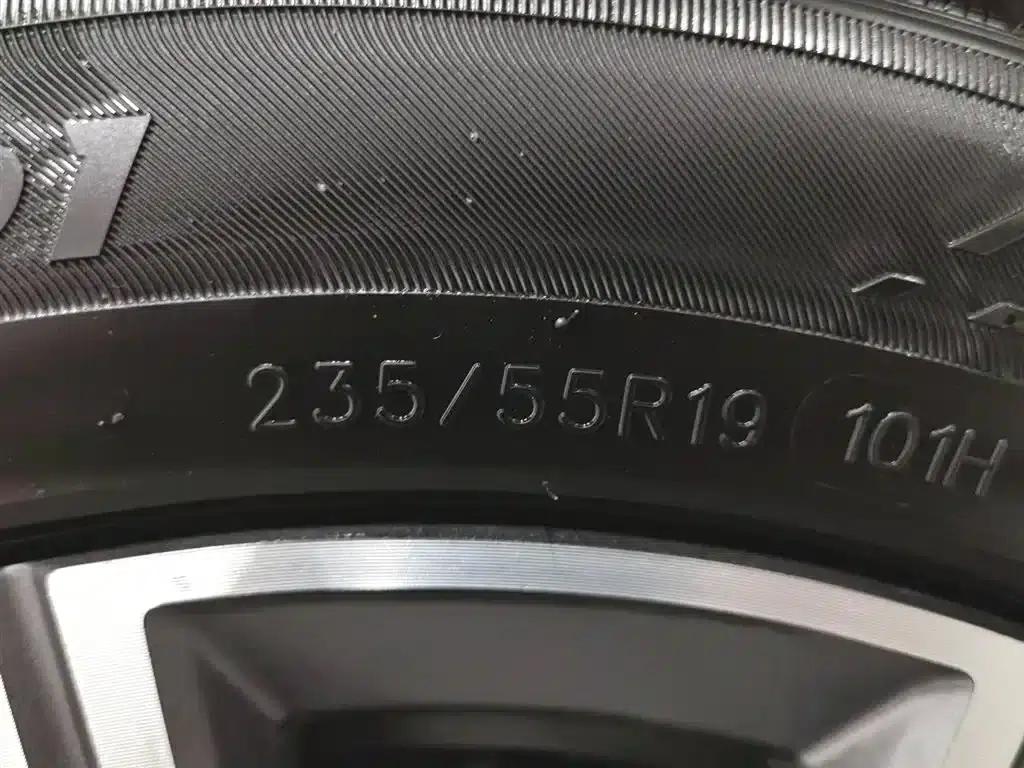 Jetour X95 2023 1.6T DCT Era Edition 7-seater — миниатюра 24