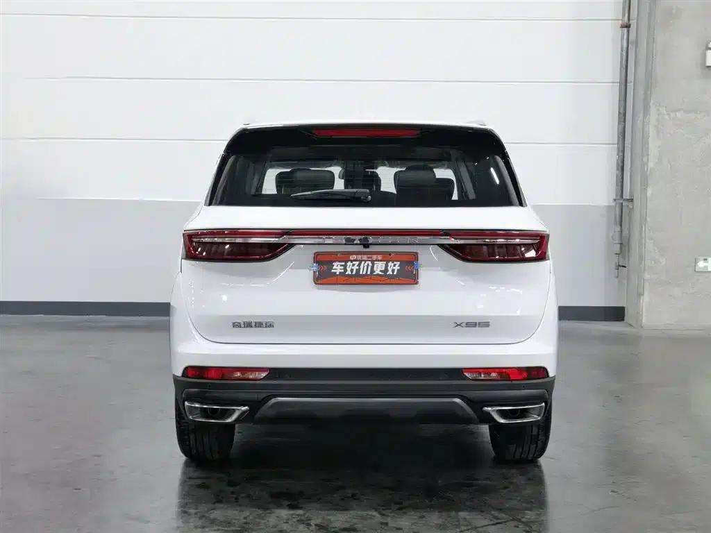 Jetour X95 2023 1.6T DCT Era Edition 7-seater — миниатюра 4