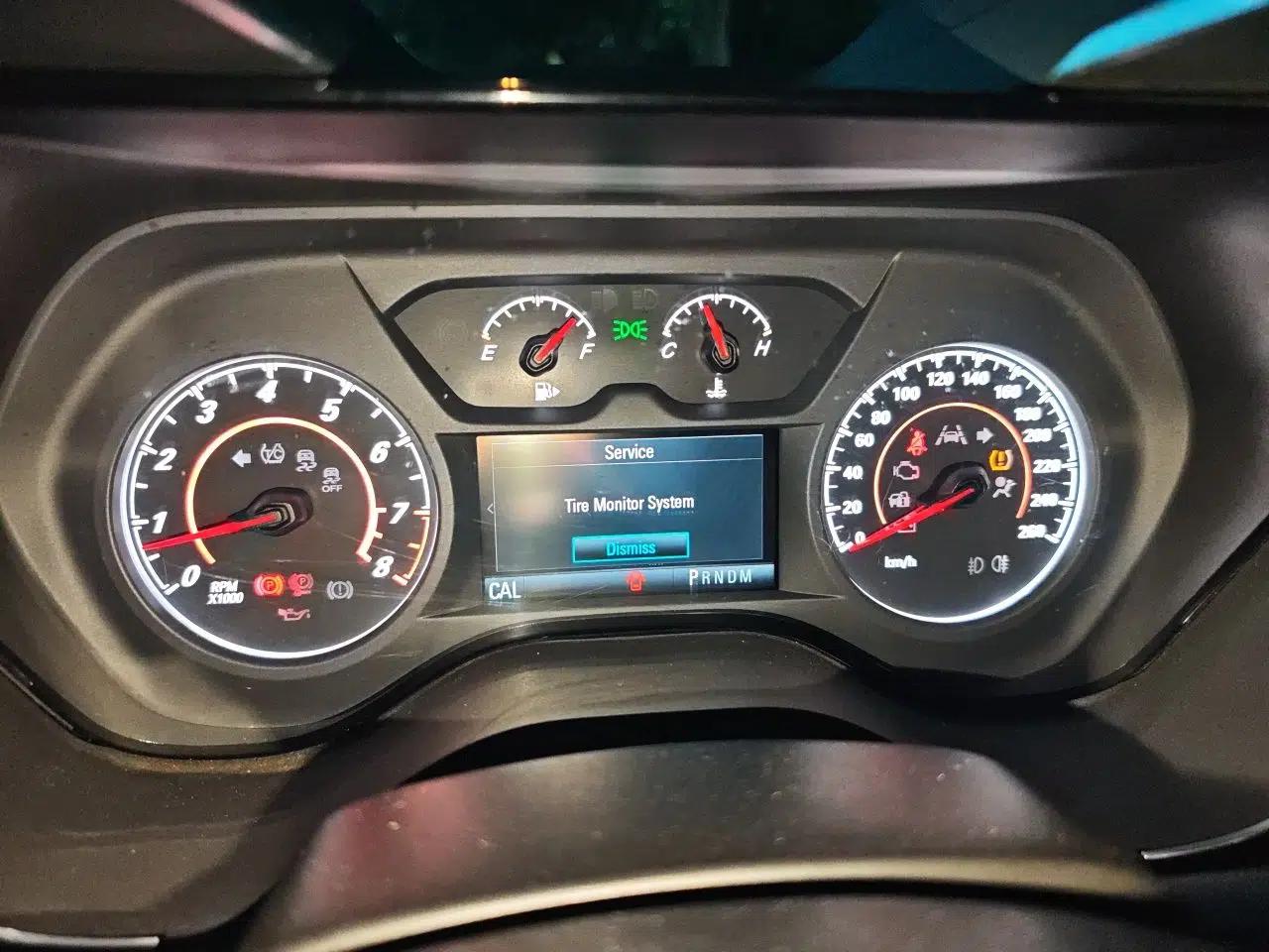 Used Chevrolet Camaro  — миниатюра 11