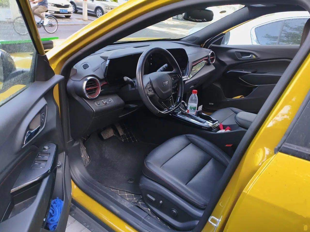 Used Chevrolet Seeker 2022 1.5T CVT RS Bee Wave Edition — миниатюра 16