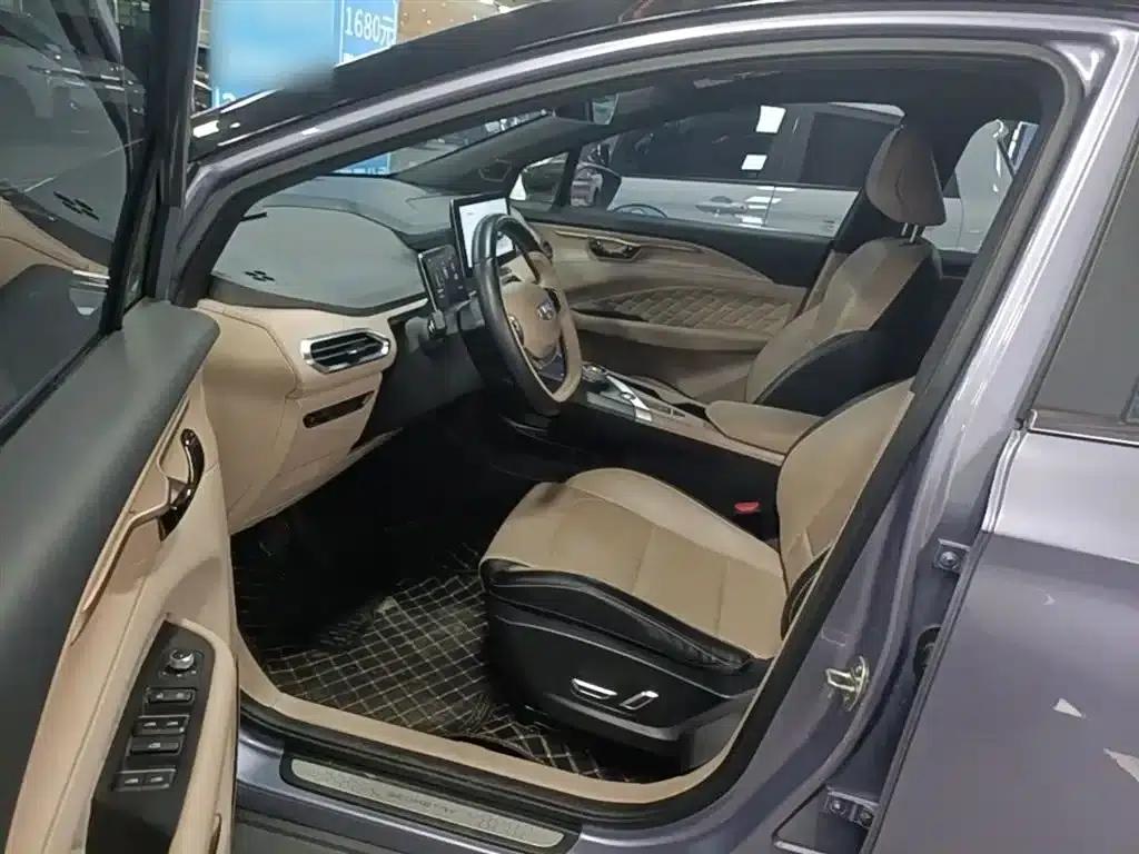 Geely Geometry C 2021 C550 Magic Cube Edition — миниатюра 15