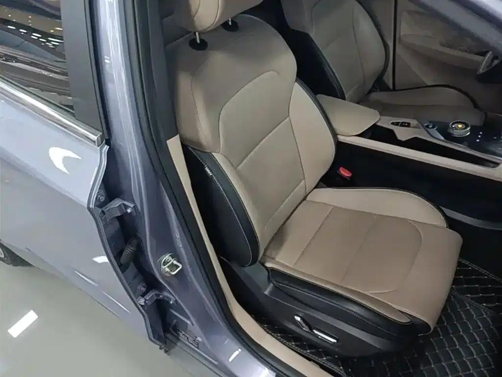 Geely Geometry C 2021 C550 Magic Cube Edition — миниатюра 25