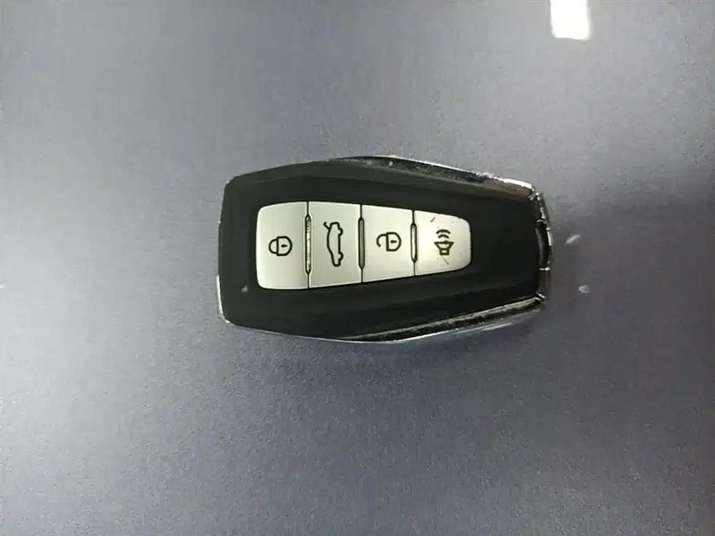 Geely Geometry C 2021 C550 Magic Cube Edition — миниатюра 9