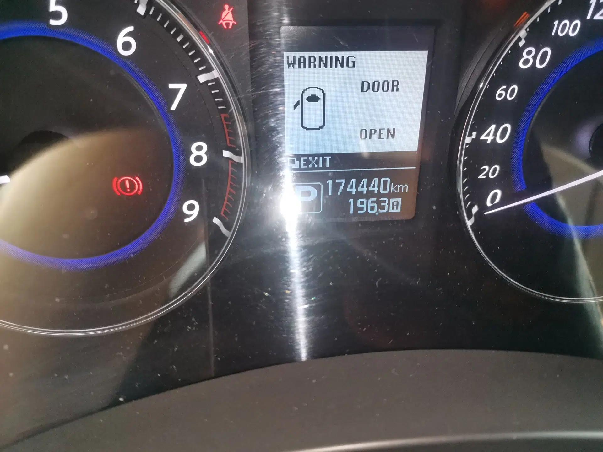 Used Infiniti QX70 2013 3.7L Standard Edition — миниатюра 12