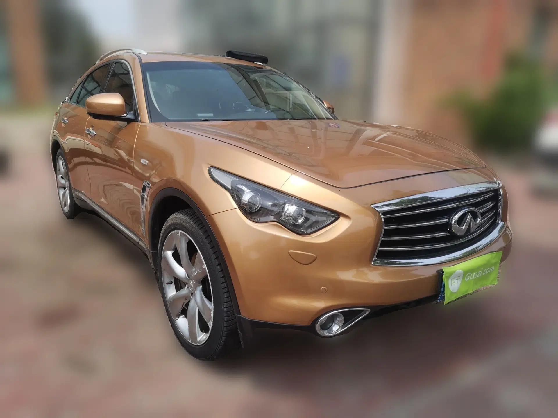 Used Infiniti QX70 2013 3.7L Standard Edition — миниатюра 3