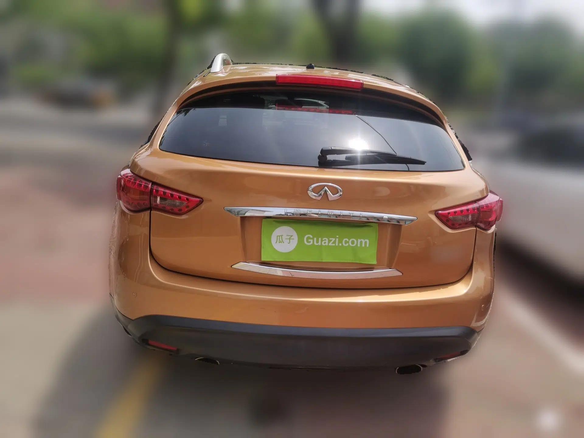 Used Infiniti QX70 2013 3.7L Standard Edition — миниатюра 5