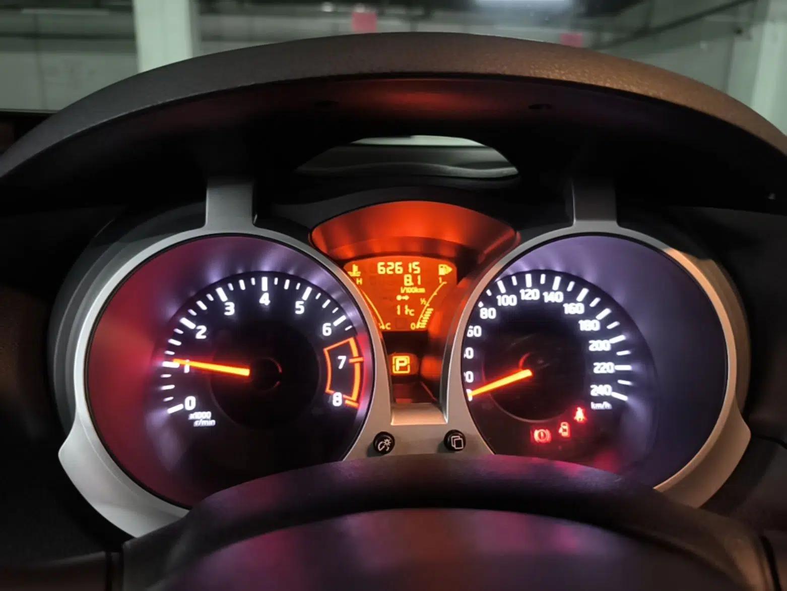 Used Infiniti ESQ 2014 1.6L Spontaneous Edition — миниатюра 14