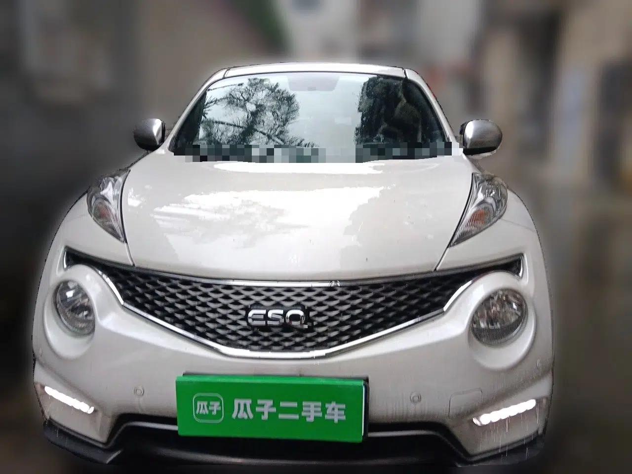 Used Infiniti ESQ 2014 1.6L Spontaneous Edition — миниатюра 2