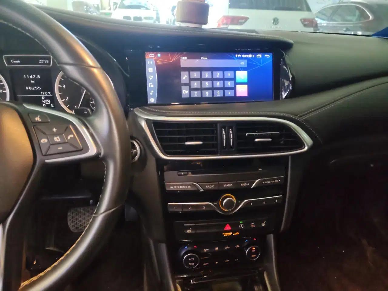 Used Infiniti QX30 2017 1.6T Two-Wheel-Drive Sport Edition — миниатюра 13