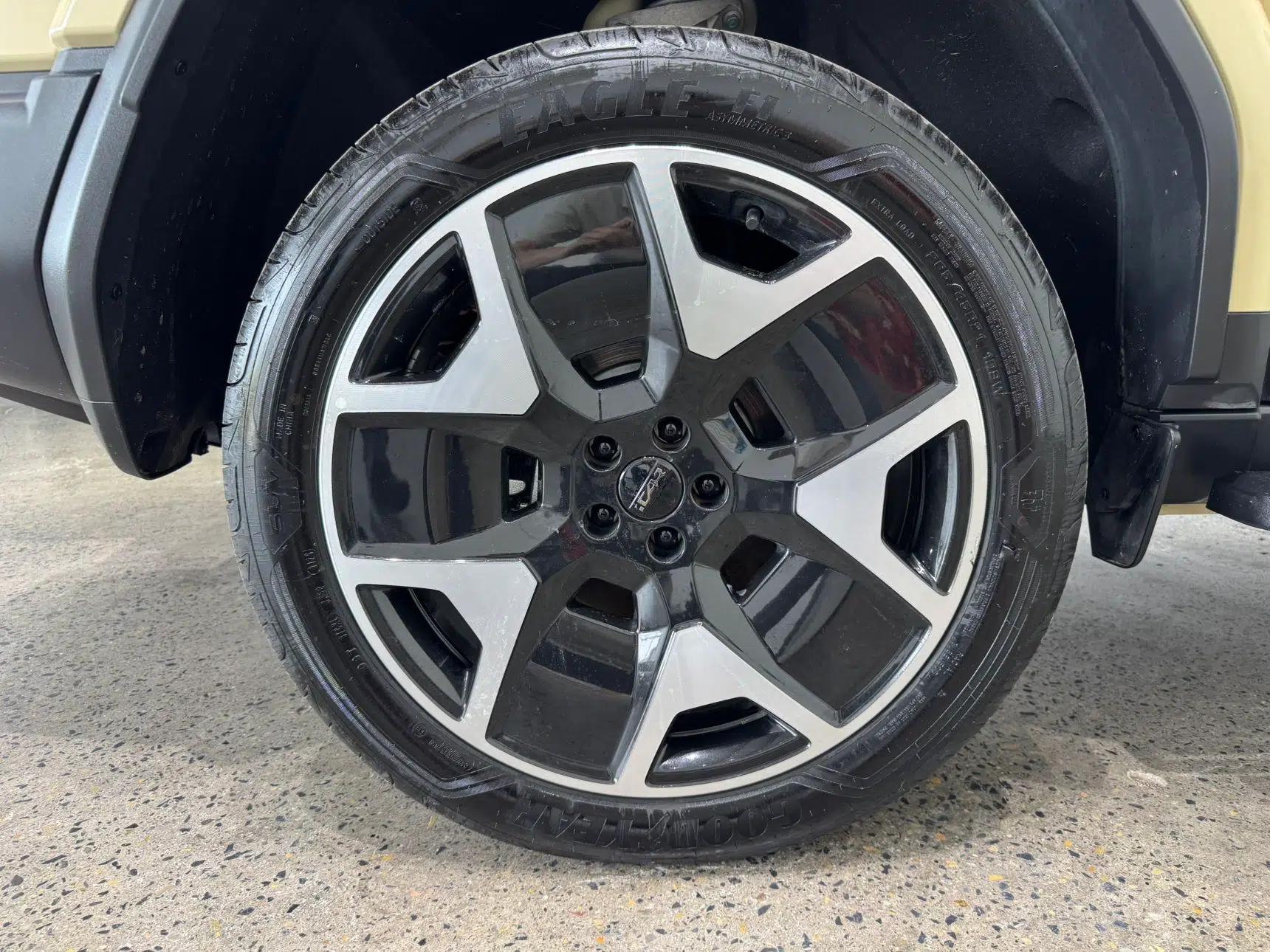 Used iCAR V27 2026 Model 200KM Four-Wheel Drive Falcon 500 — миниатюра 10