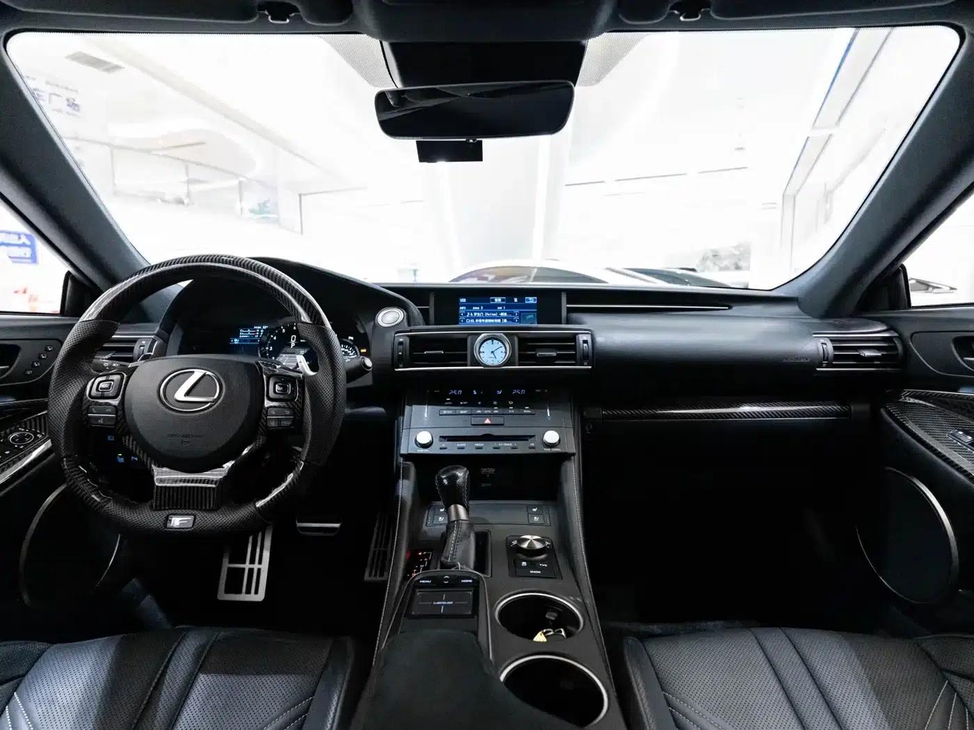Lexus RC F 2015 F 5.0L Carbon Fiber Edition — миниатюра 18