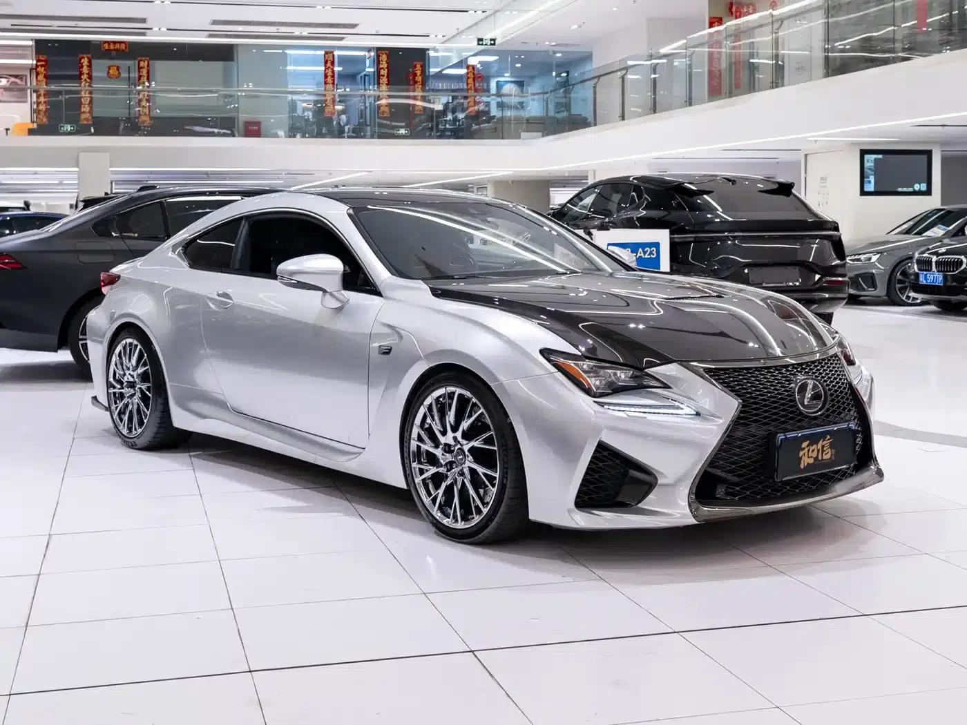 Lexus RC F 2015 F 5.0L Carbon Fiber Edition — миниатюра 3