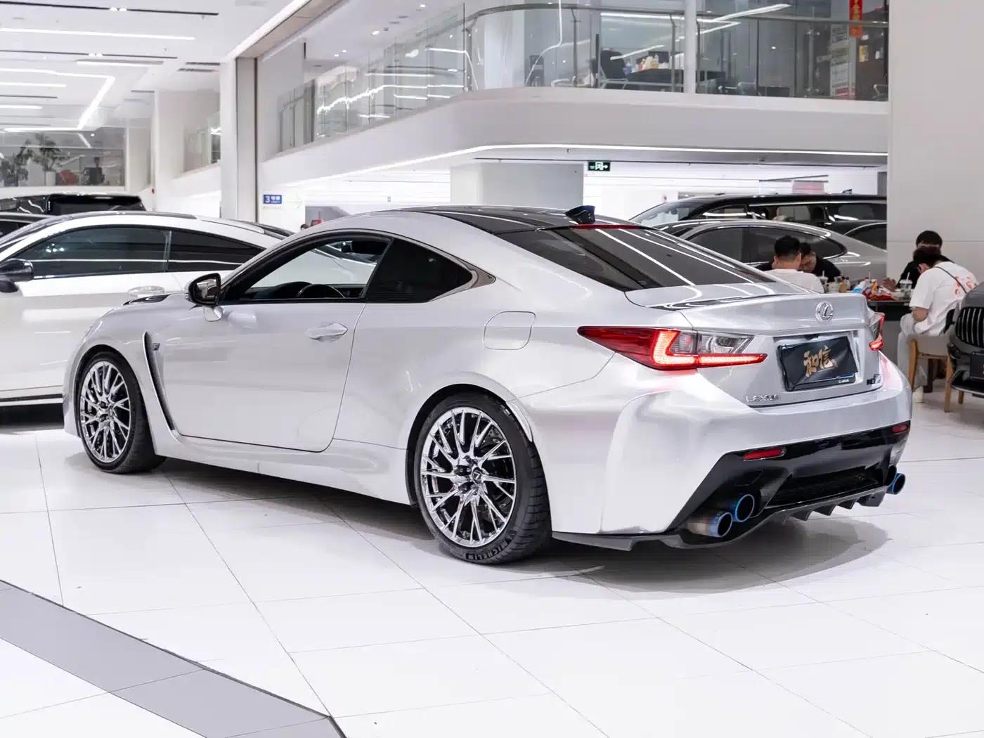 Lexus RC F 2015 F 5.0L Carbon Fiber Edition — миниатюра 6