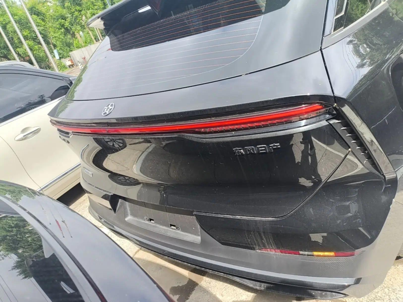 Used Venucia V DD-i 2023 110 km iE Version — миниатюра 5