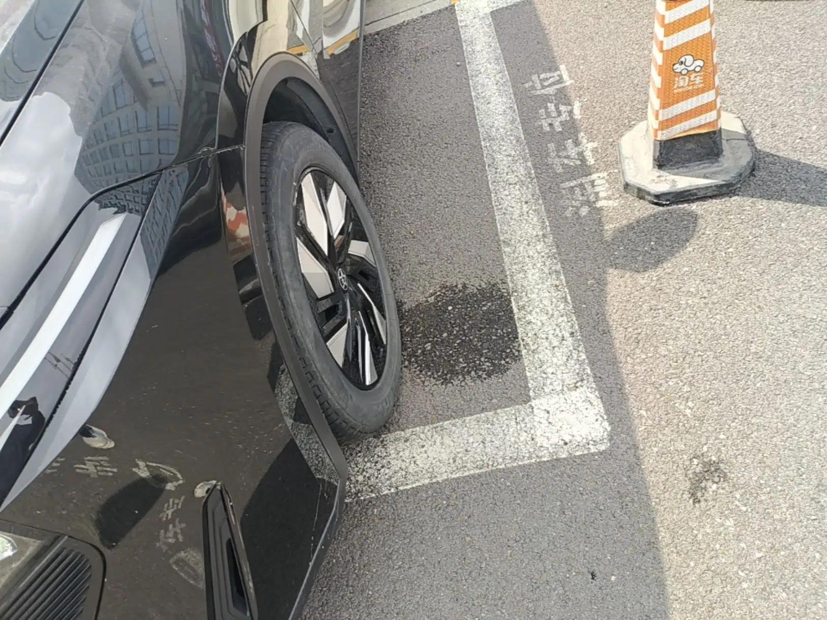 Used Venucia V DD-i 2023 110 km iE Version — миниатюра 10