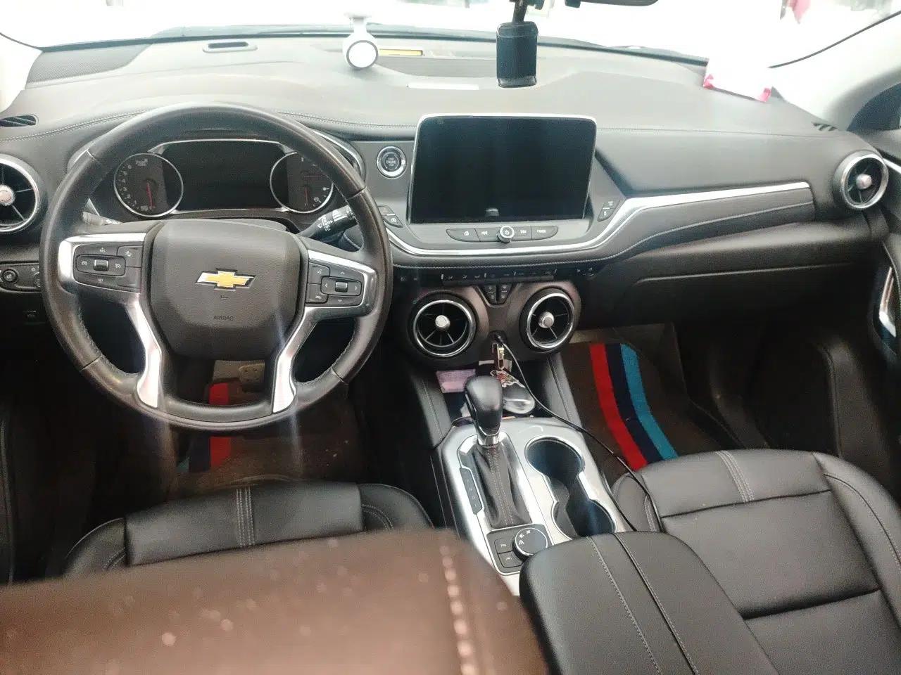 Used Chevrolet Blazer 2022 Mild Hybrid 650T 7-Seater Wei Version — миниатюра 9