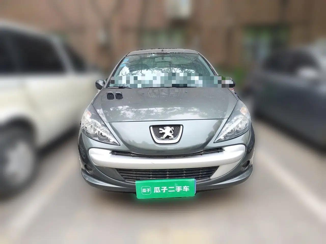 Used Peugeot 207 2011 Hatchback 1.4L Manual Yule Edition — миниатюра 2