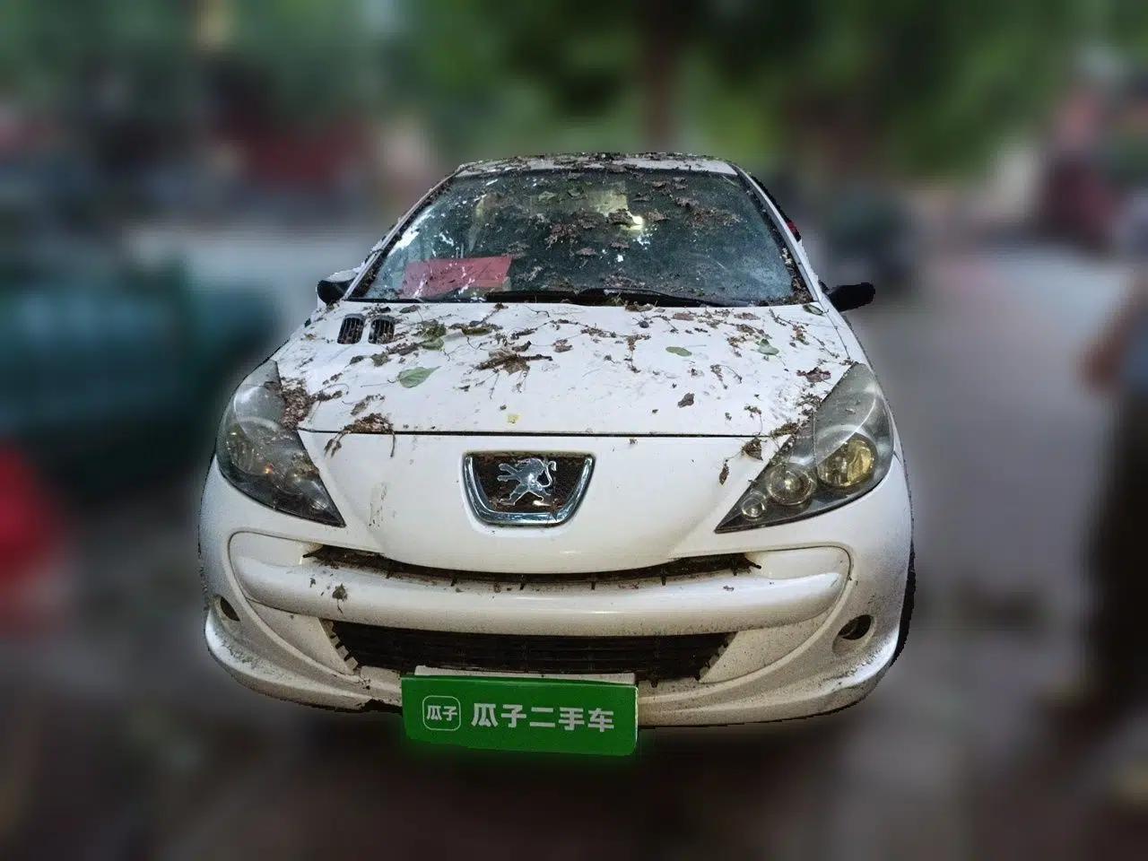 Used Peugeot 207 2011 Sedan 1.4L Manual Yule Edition — миниатюра 2