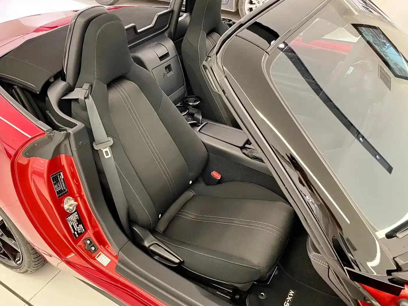 Mazda MX-5 2022 2.0L Manual — миниатюра 15