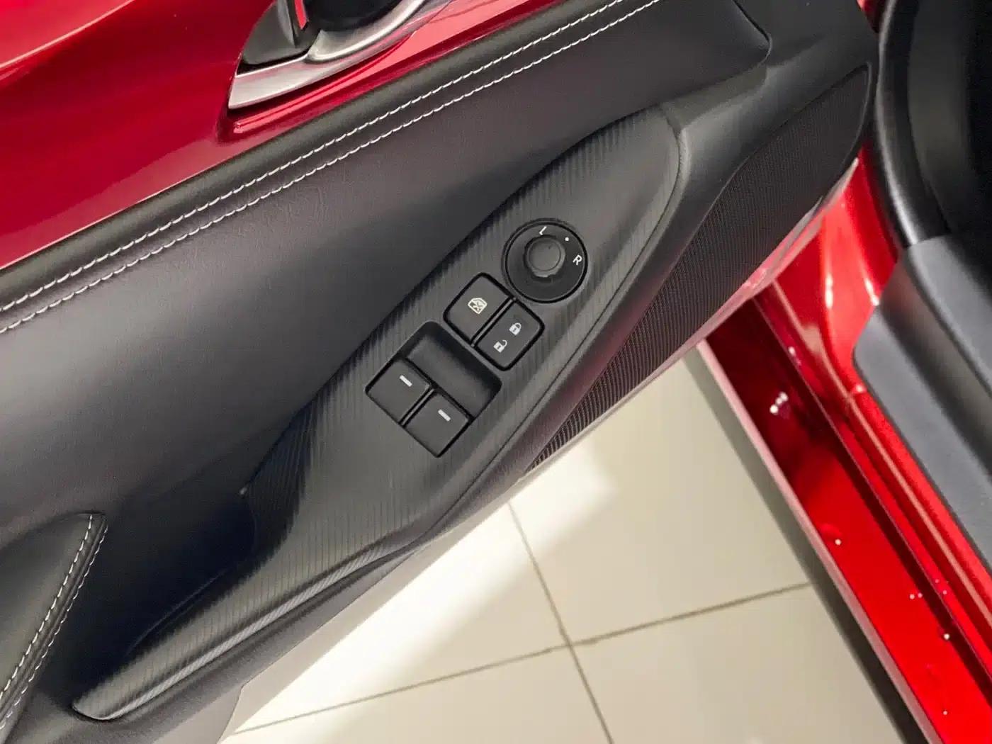 Mazda MX-5 2022 2.0L Manual — миниатюра 19