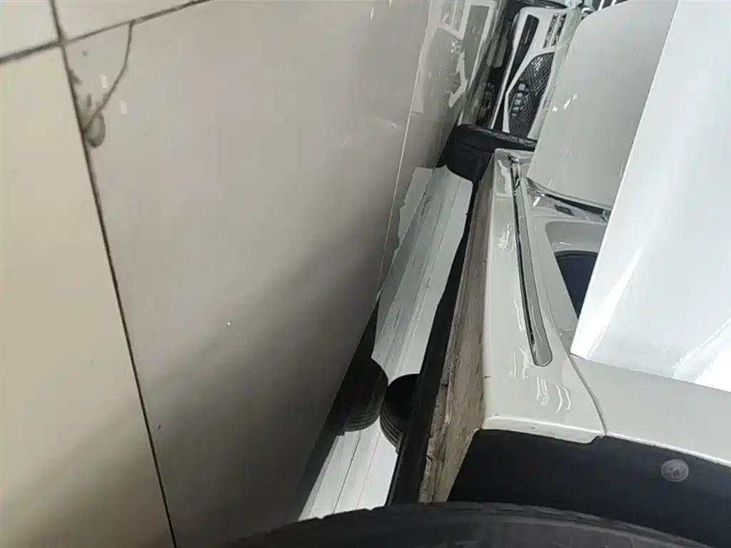 Kia K5 PHEV 2019 2.0L LUX — миниатюра 21
