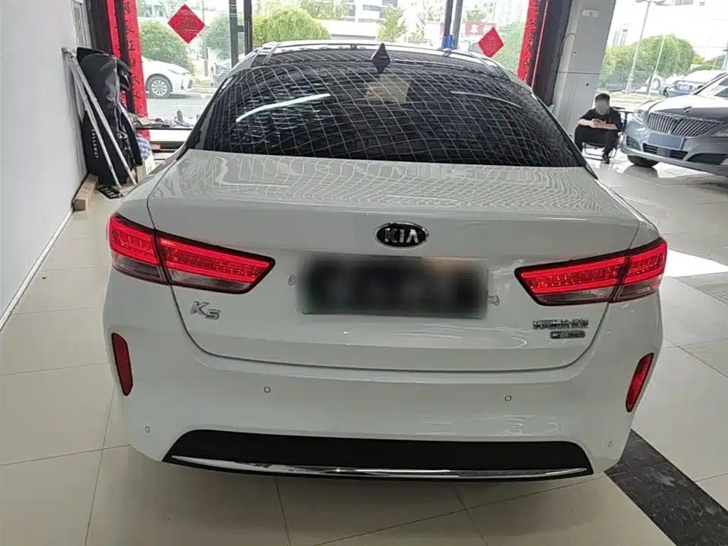 Kia K5 PHEV 2019 2.0L LUX — миниатюра 6