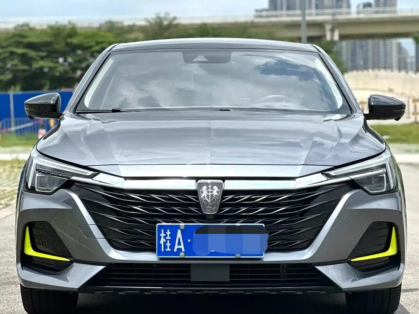 Roewe i6 MAX 2020 300TGI Automatic Cool Panoramic Sunroof Intelligent Driving Supreme Edition — миниатюра 4