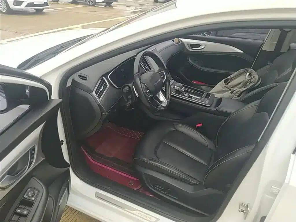 Roewe i6 MAX 2020 300TGI Automatic Cool and Intelligent Driving Edition — миниатюра 16