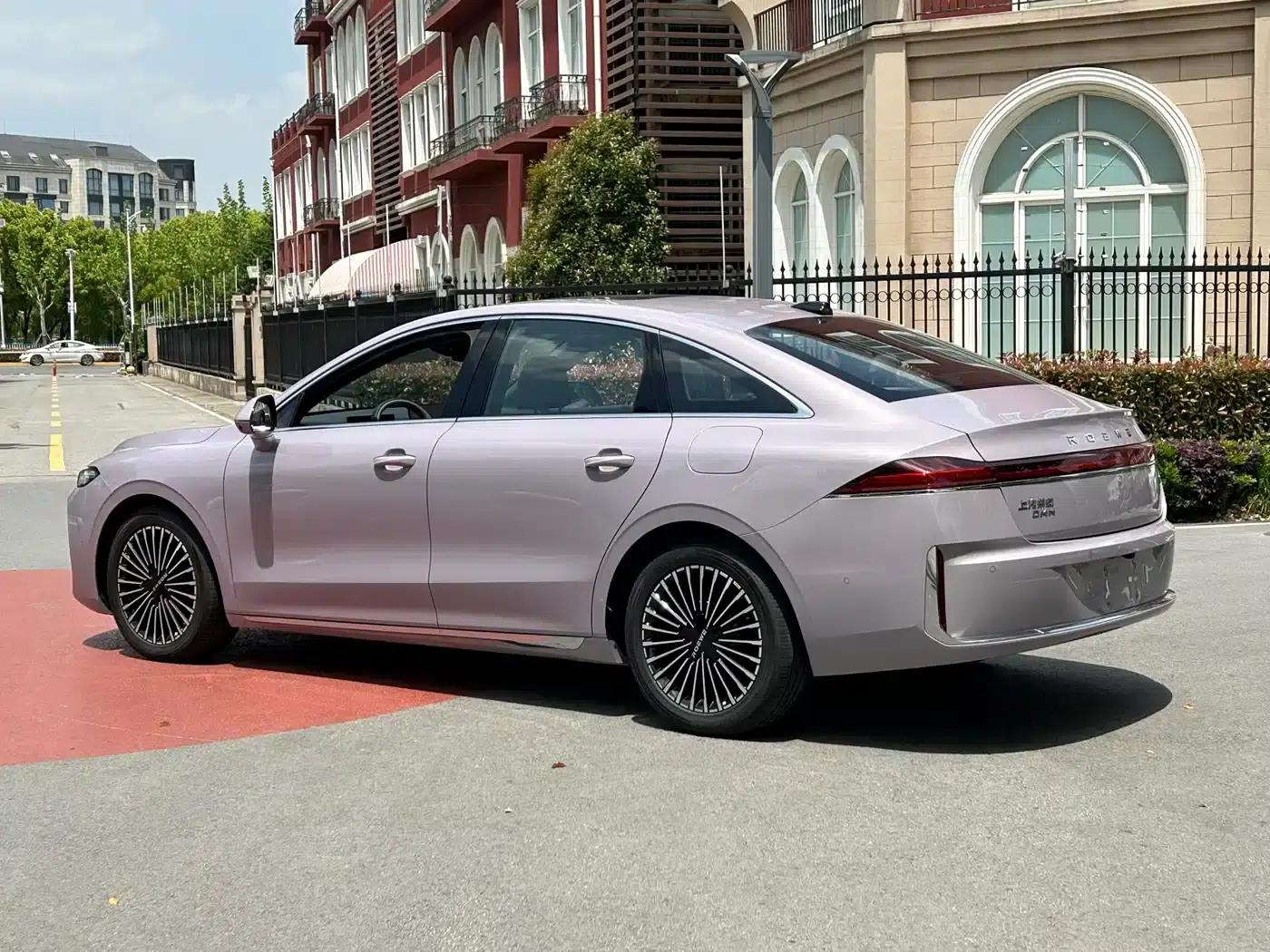 Roewe M7 DMH 2025 160km Premium Edition — миниатюра 4