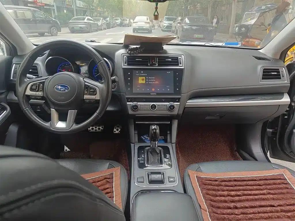 Legacy 2016 2.5i AWD Glory Edition — миниатюра 13