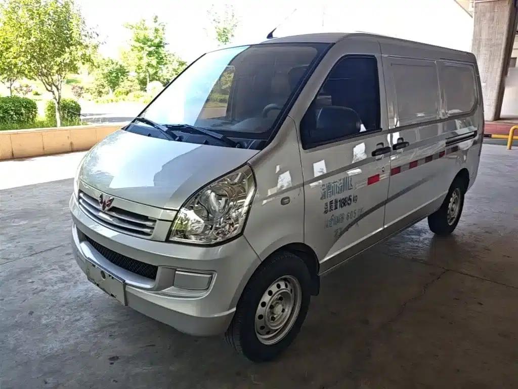 Wuling Rongguang S 2023 1.5L Basic 2-Seater with Closed Windows — миниатюра 1