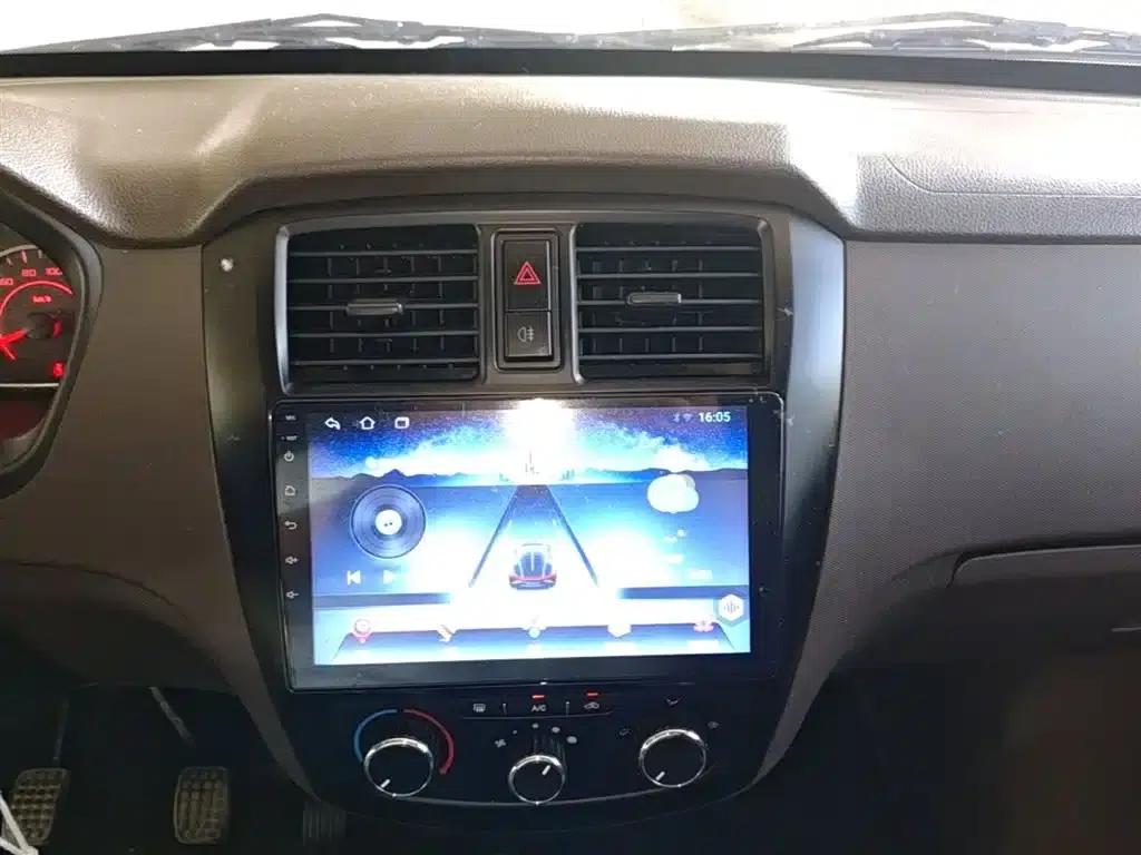 Wuling Rongguang S 2023 1.5L Basic 2-Seater with Closed Windows — миниатюра 13